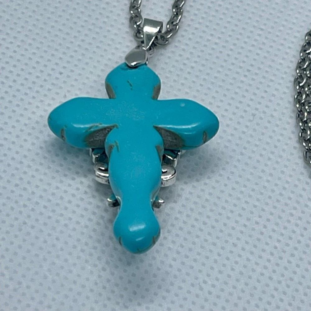 Howlite Turquoise Stone Cross Pendant Necklace Womens Casual Green Center Stone - Picture 2 of 5